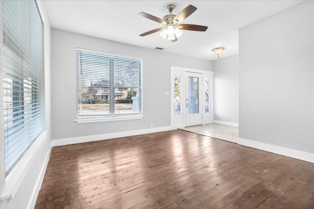 419 W 5th Street, Bonham, TX 75418