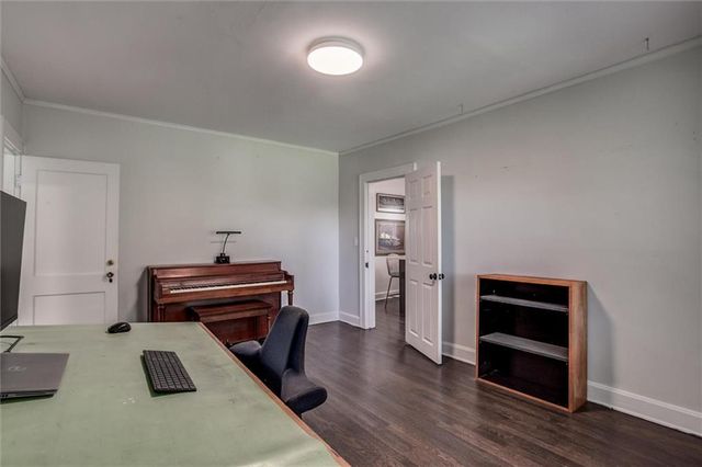 5117 Virginia Avenue, Kansas City, MO 64110
