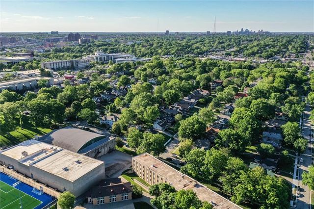 5117 Virginia Avenue, Kansas City, MO 64110