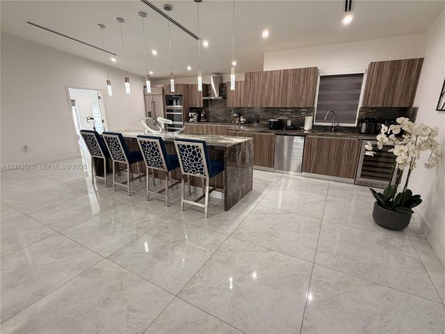 13200 SW 25th Street, Miami, FL 33175