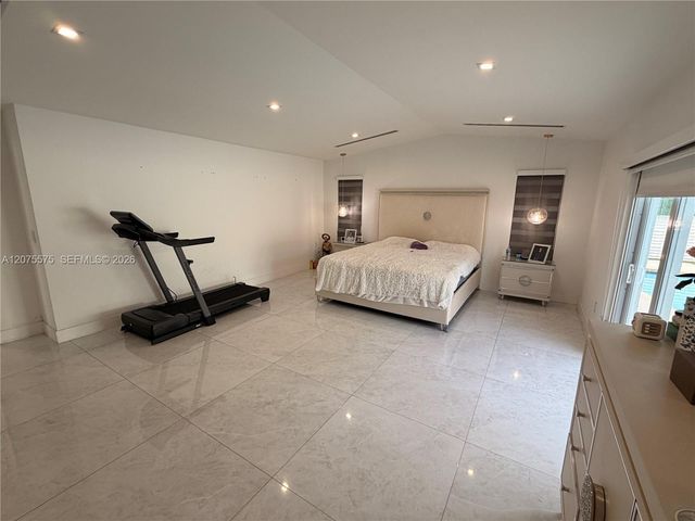 13200 SW 25th Street, Miami, FL 33175