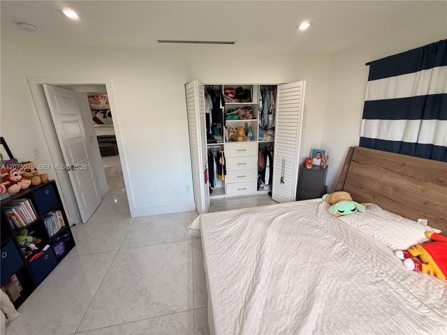 13200 SW 25th Street, Miami, FL 33175