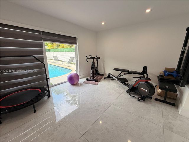 13200 SW 25th Street, Miami, FL 33175