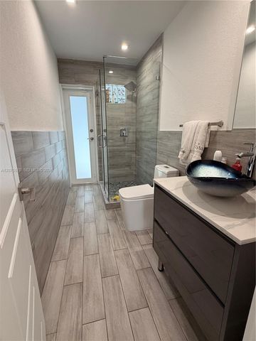 13200 SW 25th Street, Miami, FL 33175