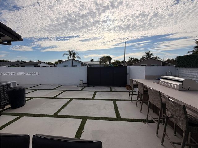 13200 SW 25th Street, Miami, FL 33175
