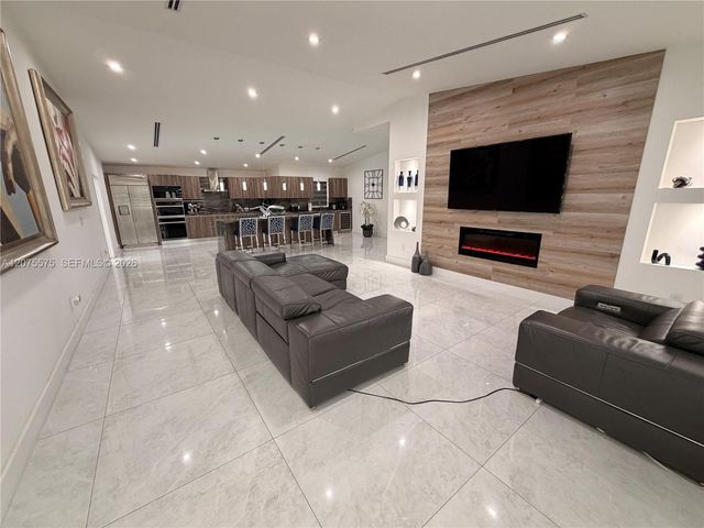 13200 SW 25th Street, Miami, FL 33175