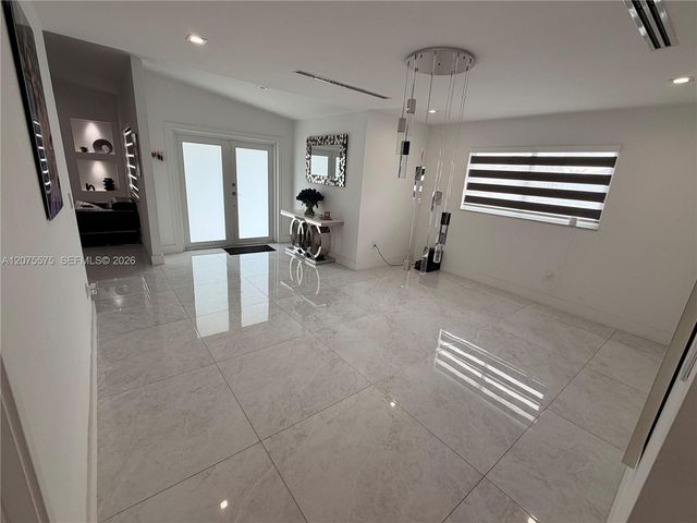 13200 SW 25th Street, Miami, FL 33175