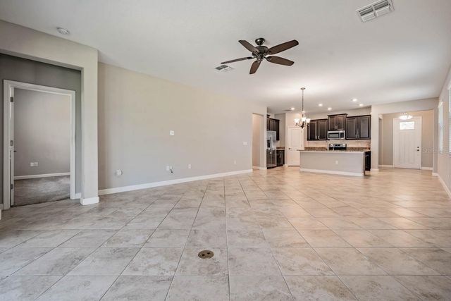31427 CANNON RUSH DRIVE, San Antonio, FL 33576