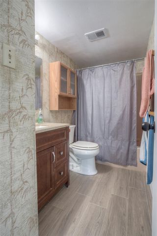 130 S Oak Bluff Drive, Trinity, TX 75862