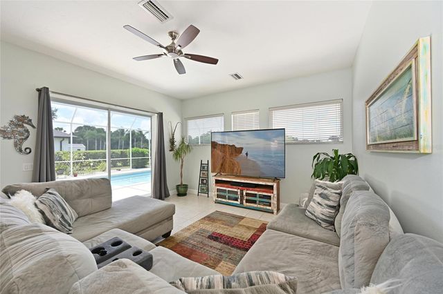 14722 1ST AVENUE E, Bradenton, FL 34212
