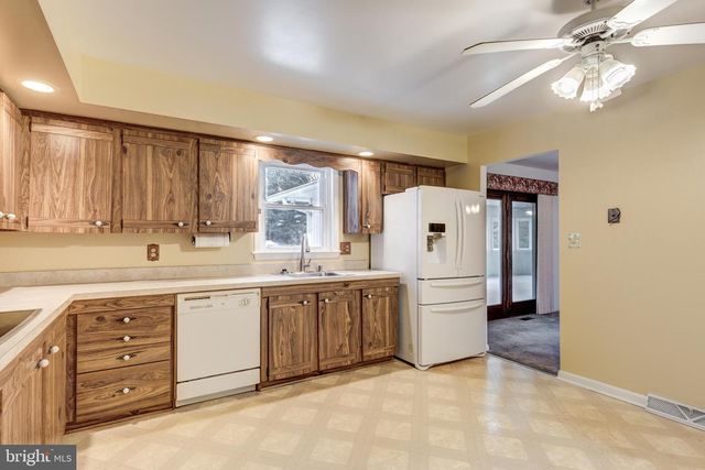 2507 GILLIS RD, Mount Airy, MD 21771