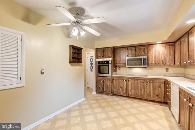 2507 GILLIS RD, Mount Airy, MD 21771