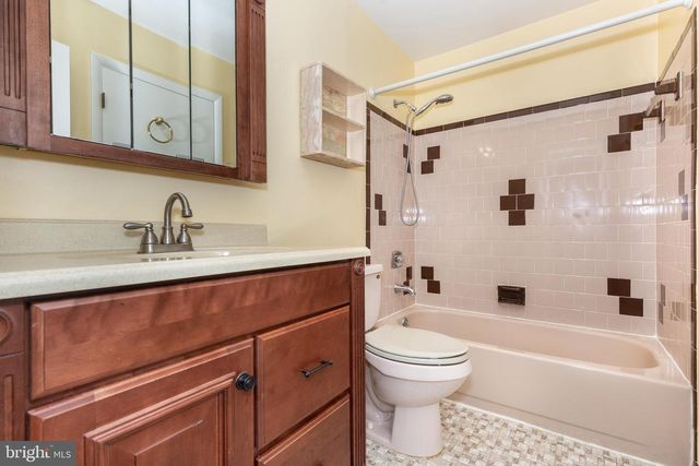 2507 GILLIS RD, Mount Airy, MD 21771