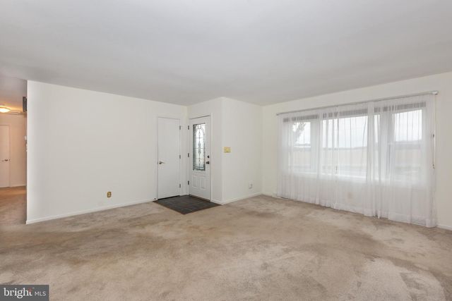 2507 GILLIS RD, Mount Airy, MD 21771