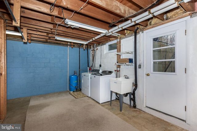 2507 GILLIS RD, Mount Airy, MD 21771