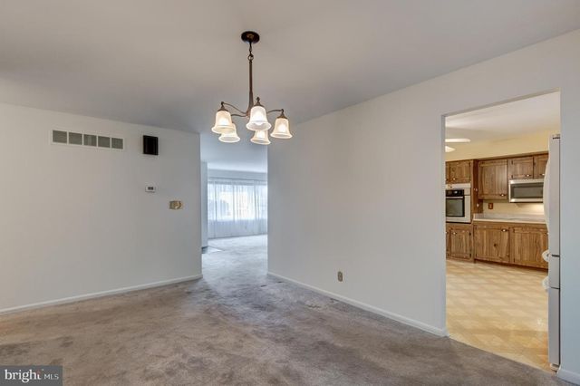 2507 GILLIS RD, Mount Airy, MD 21771