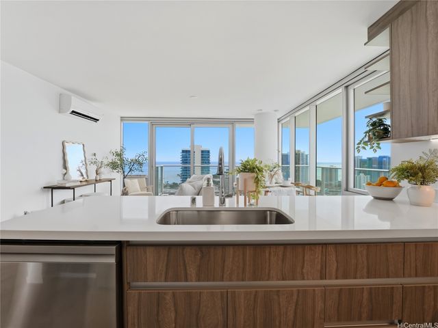 1500 Rycroft Street 4018R, Honolulu, HI 96814