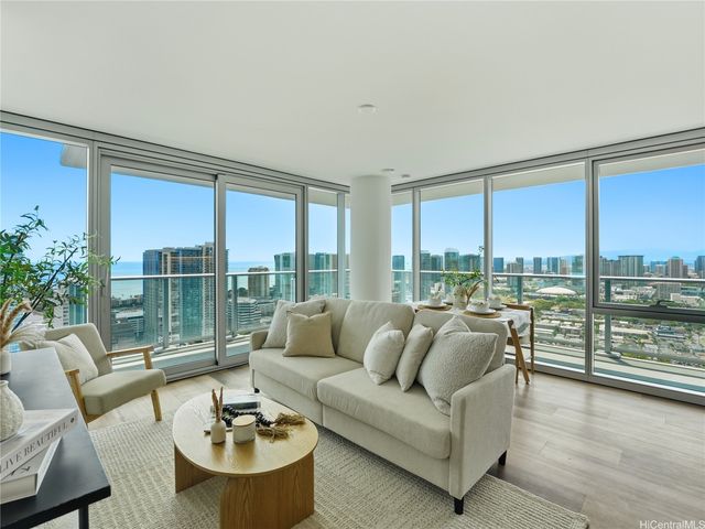 1500 Rycroft Street 4018R, Honolulu, HI 96814