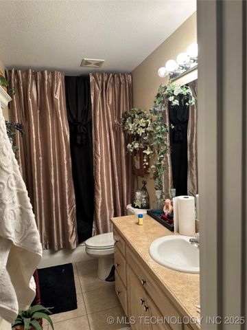 1011 N 49th, Durant, OK 74701