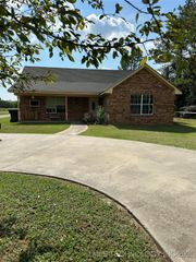 1011 N 49th, Durant, OK 74701