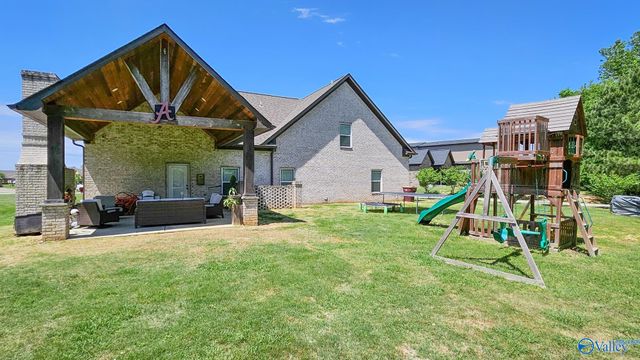 25908 Camden Court, Athens, AL 35613