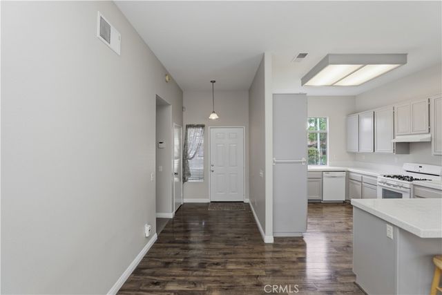 3027 Geranium Way, Corona, CA 92881