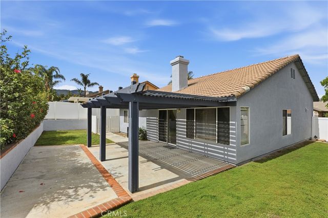 3027 Geranium Way, Corona, CA 92881