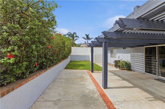 3027 Geranium Way, Corona, CA 92881