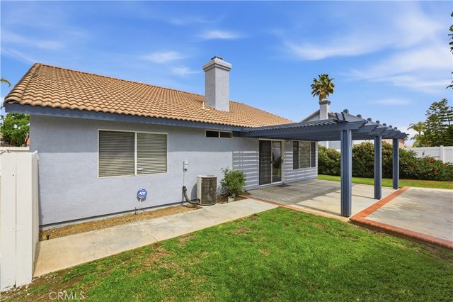 3027 Geranium Way, Corona, CA 92881