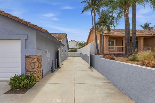 3027 Geranium Way, Corona, CA 92881