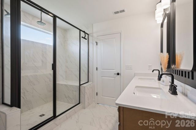 2027 Waxhaw Crossing Drive, Waxhaw, NC 28173