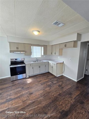 106 Lake Rachard Drive, Lake Placid, FL 33852