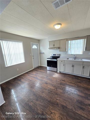 106 Lake Rachard Drive, Lake Placid, FL 33852