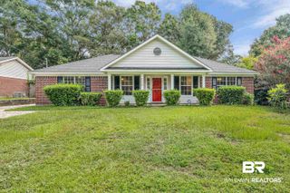 9378 Seven Hills Curve, Mobile, AL 36695