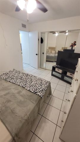 6820 W Flagler St 207, Miami, FL 33144