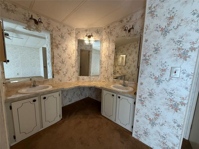 108 WINTERBERRY AVENUE, Wildwood, FL 34785