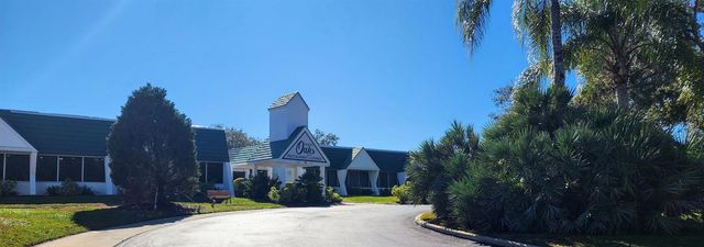 108 WINTERBERRY AVENUE, Wildwood, FL 34785