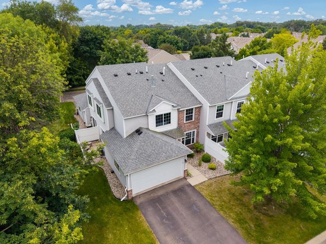 429 Wilderness Drive, Chaska, MN 55318