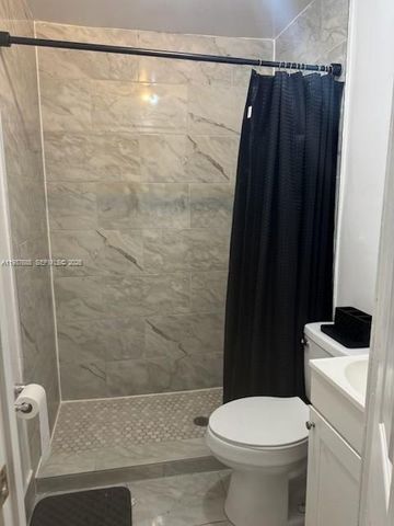 2354 NW 93rd Ter, Miami, FL 33147