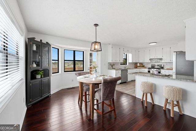 5720 Deerfield Place NW, Kennesaw, GA 30144