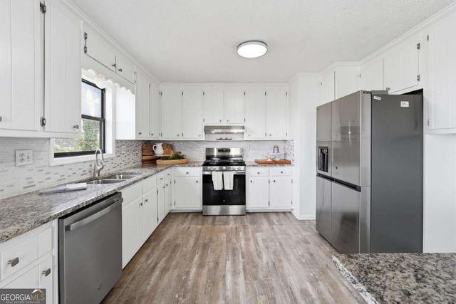 5720 Deerfield Place NW, Kennesaw, GA 30144