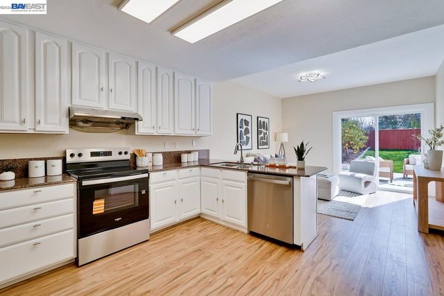 4691 Rousillon Ave, Fremont, CA 94555