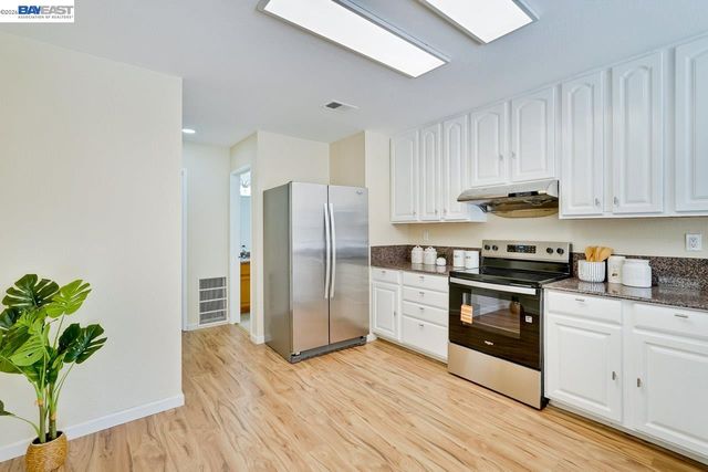 4691 Rousillon Ave, Fremont, CA 94555