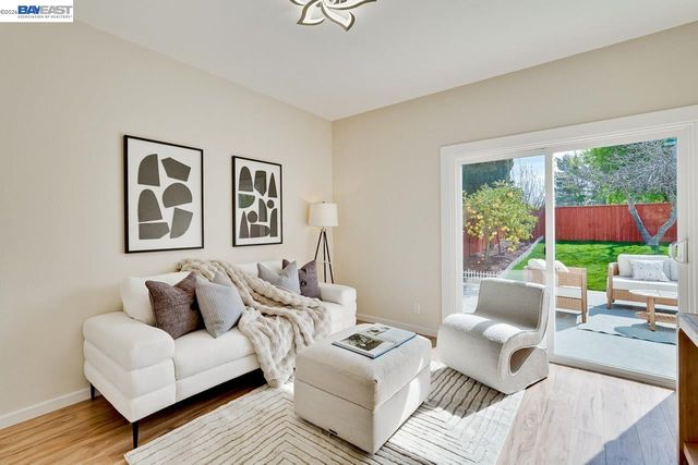 4691 Rousillon Ave, Fremont, CA 94555