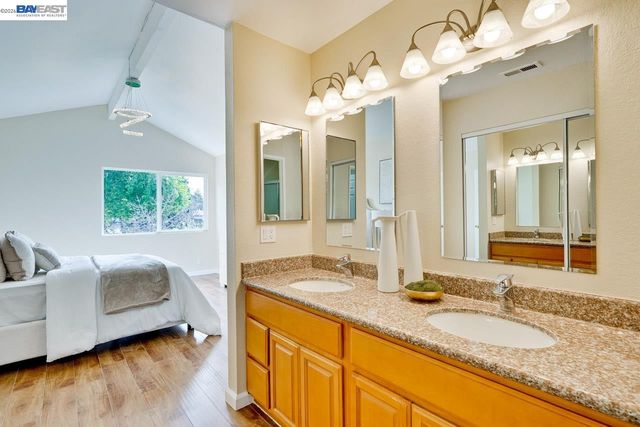 4691 Rousillon Ave, Fremont, CA 94555