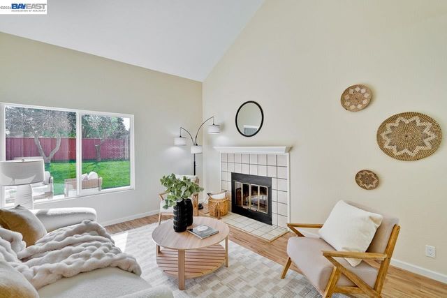 4691 Rousillon Ave, Fremont, CA 94555