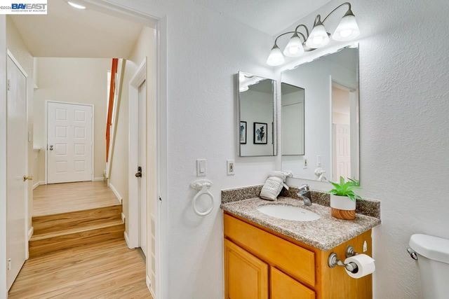 4691 Rousillon Ave, Fremont, CA 94555