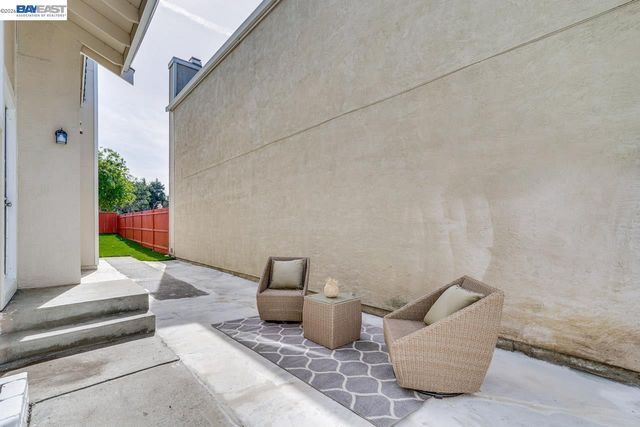 4691 Rousillon Ave, Fremont, CA 94555