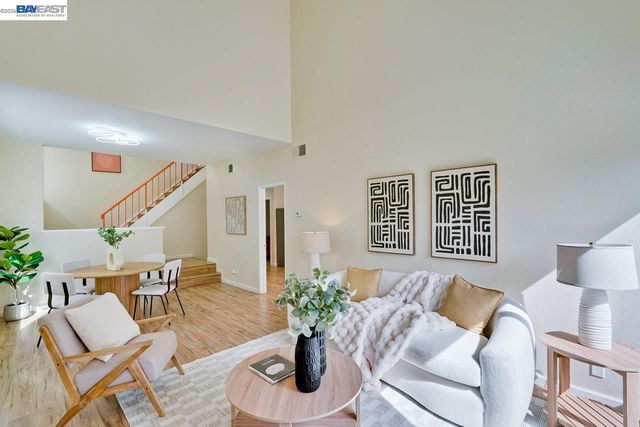 4691 Rousillon Ave, Fremont, CA 94555