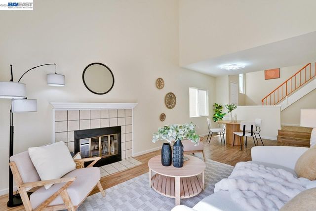 4691 Rousillon Ave, Fremont, CA 94555